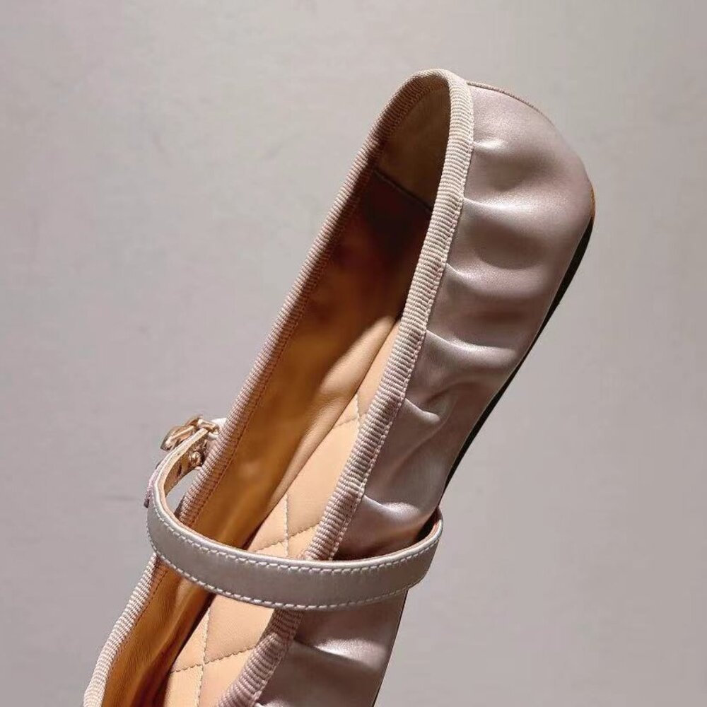 Dolce & Gabbana Women's flats - Picture 4 of 6